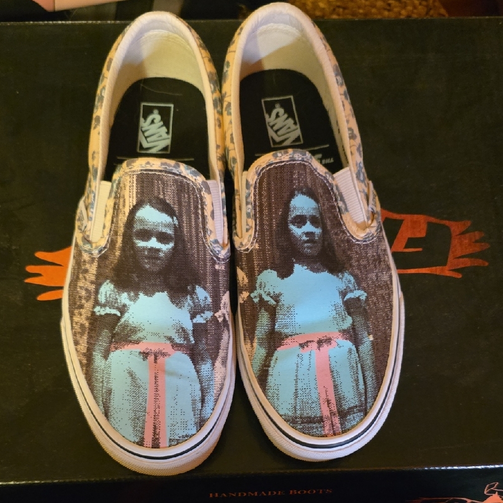 Vans Slip-On Sneakers - Graphic Brown and Cream